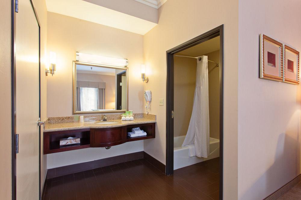 Holiday Inn Express Hotel & Suites Twentynine Palms By Ihg Exteriör bild